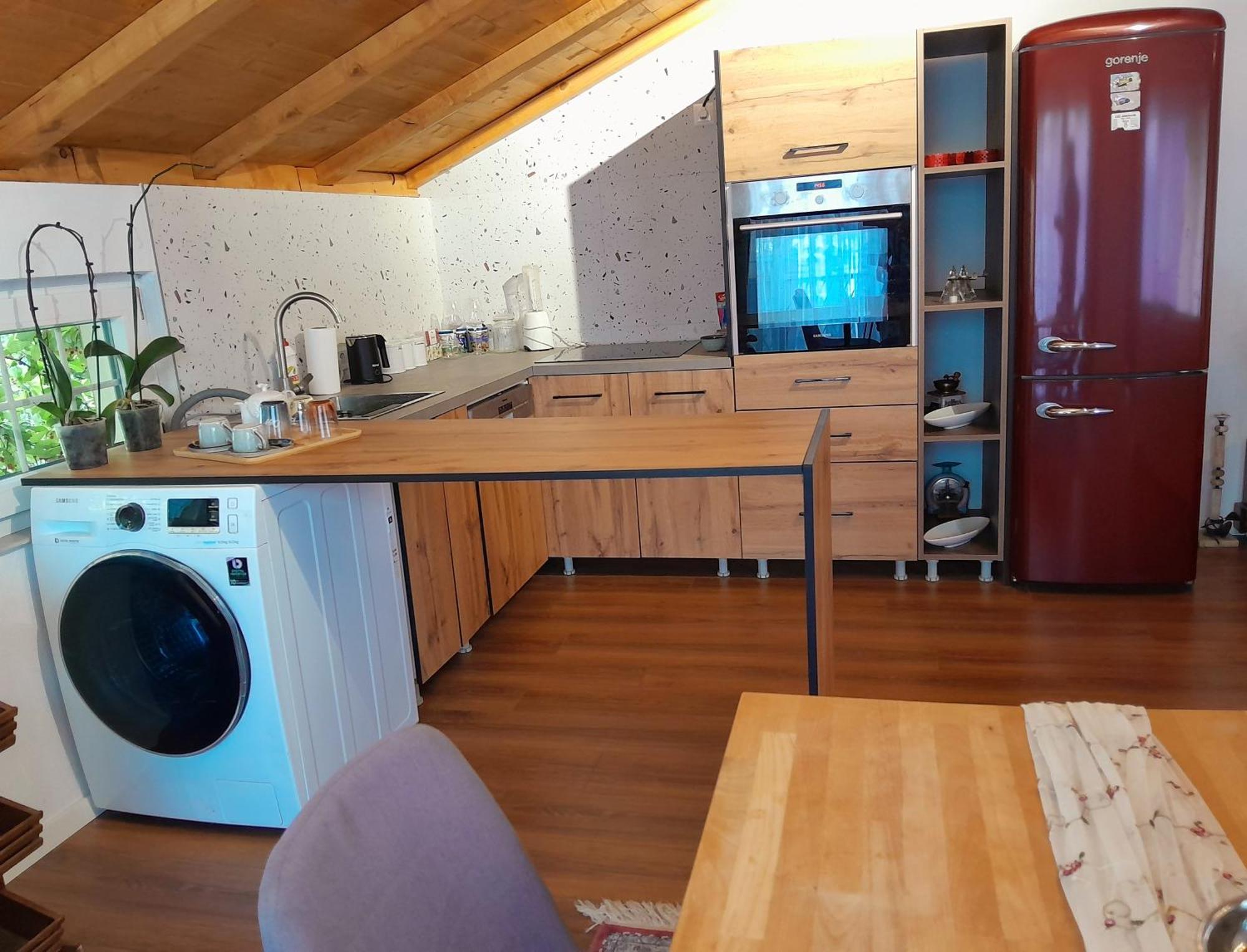 Mati Apartments Prishtina Приштина Экстерьер фото
